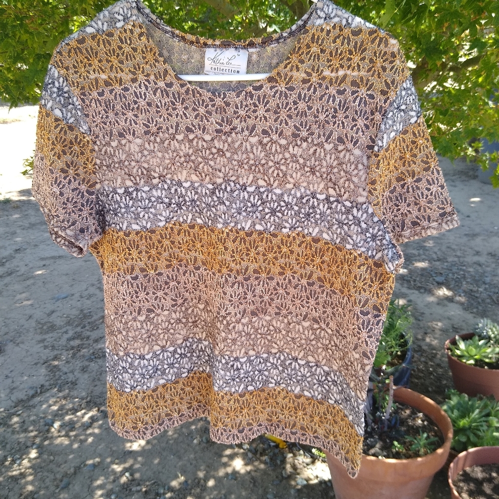Kathie Lee flower embellished top